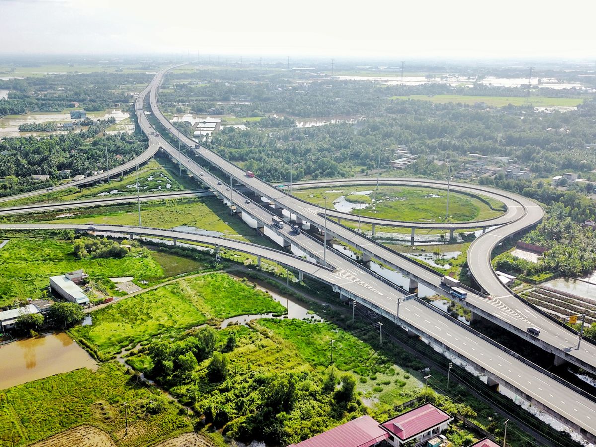 hạ tầng phía tây tp.hcm